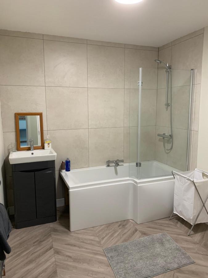 Plaza Suite 61 B 班戈北爱尔兰 外观 照片