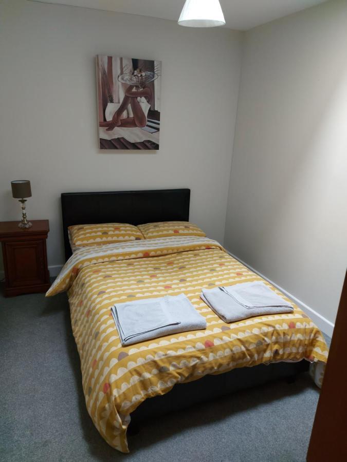 Plaza Suite 61 B 班戈北爱尔兰 外观 照片