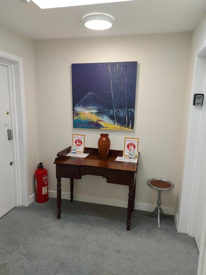 Plaza Suite 61 B 班戈北爱尔兰 外观 照片